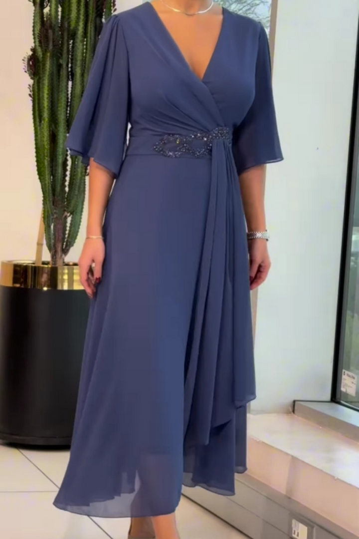 Elegant V-neck chiffon dress
