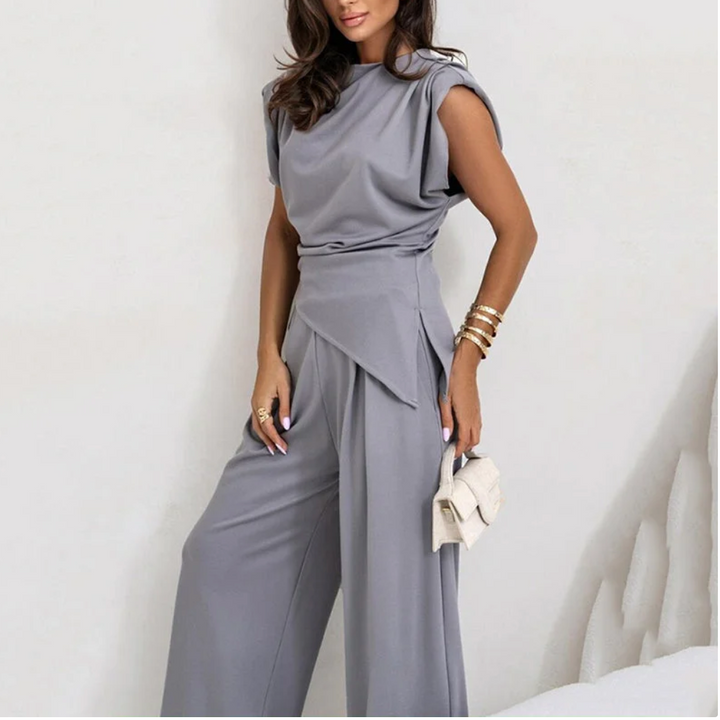 The Olivia Set – Where Simplicity Meets Style
